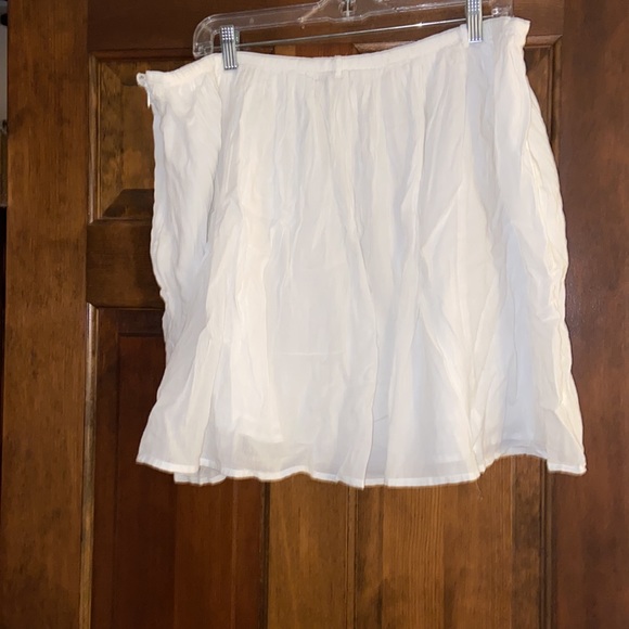 Women’s Old Navy skirt size 14 - Picture 3 of 8